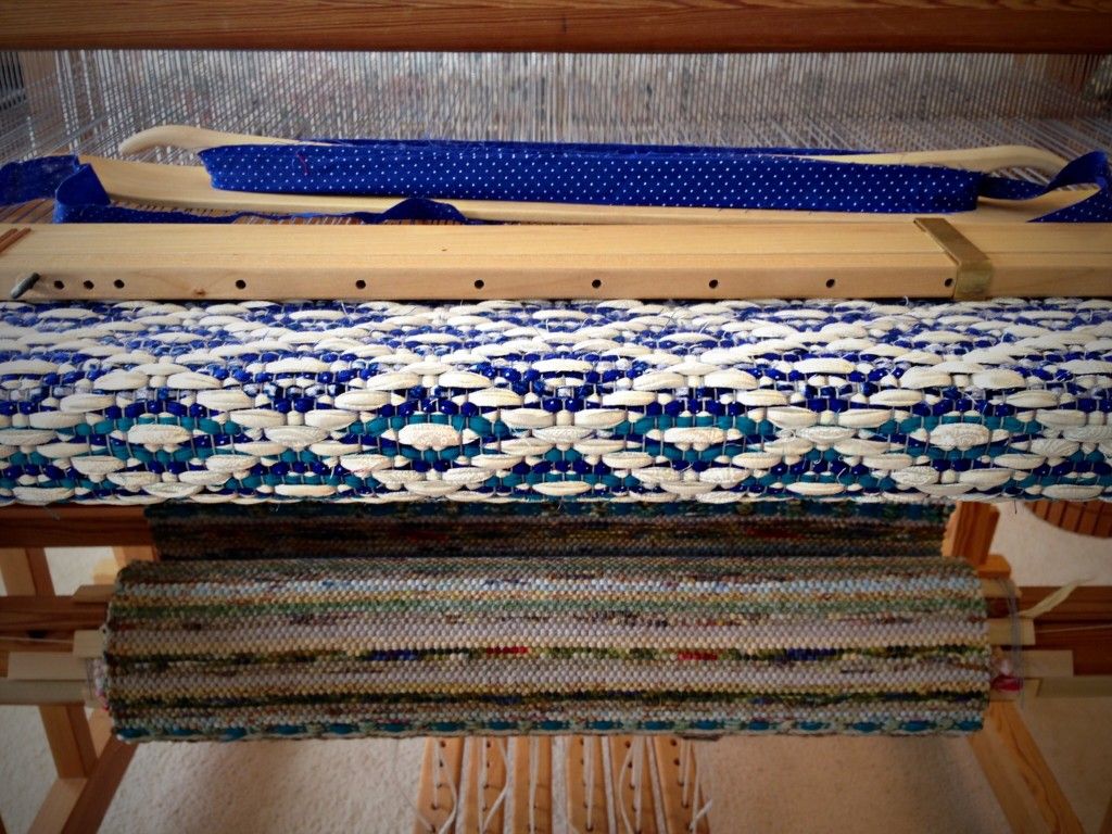 Rustic Rugs: Crafting Floor Art From Scraps