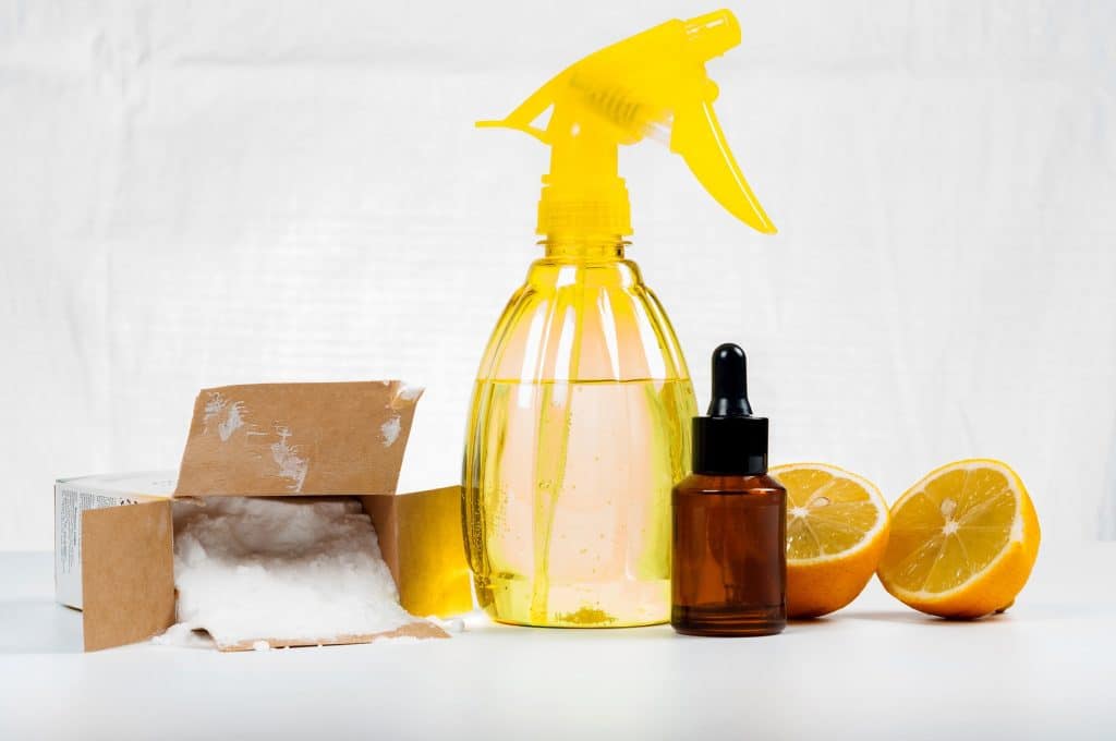 How To Craft Your Own Eco-Friendly Cleaning Products