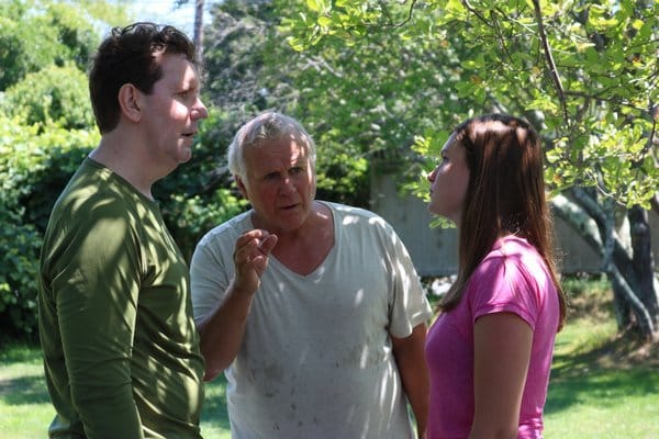Effective Strategies For Dealing With A Bad Neighbor