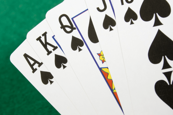 Card Games To Play With Your Friends
